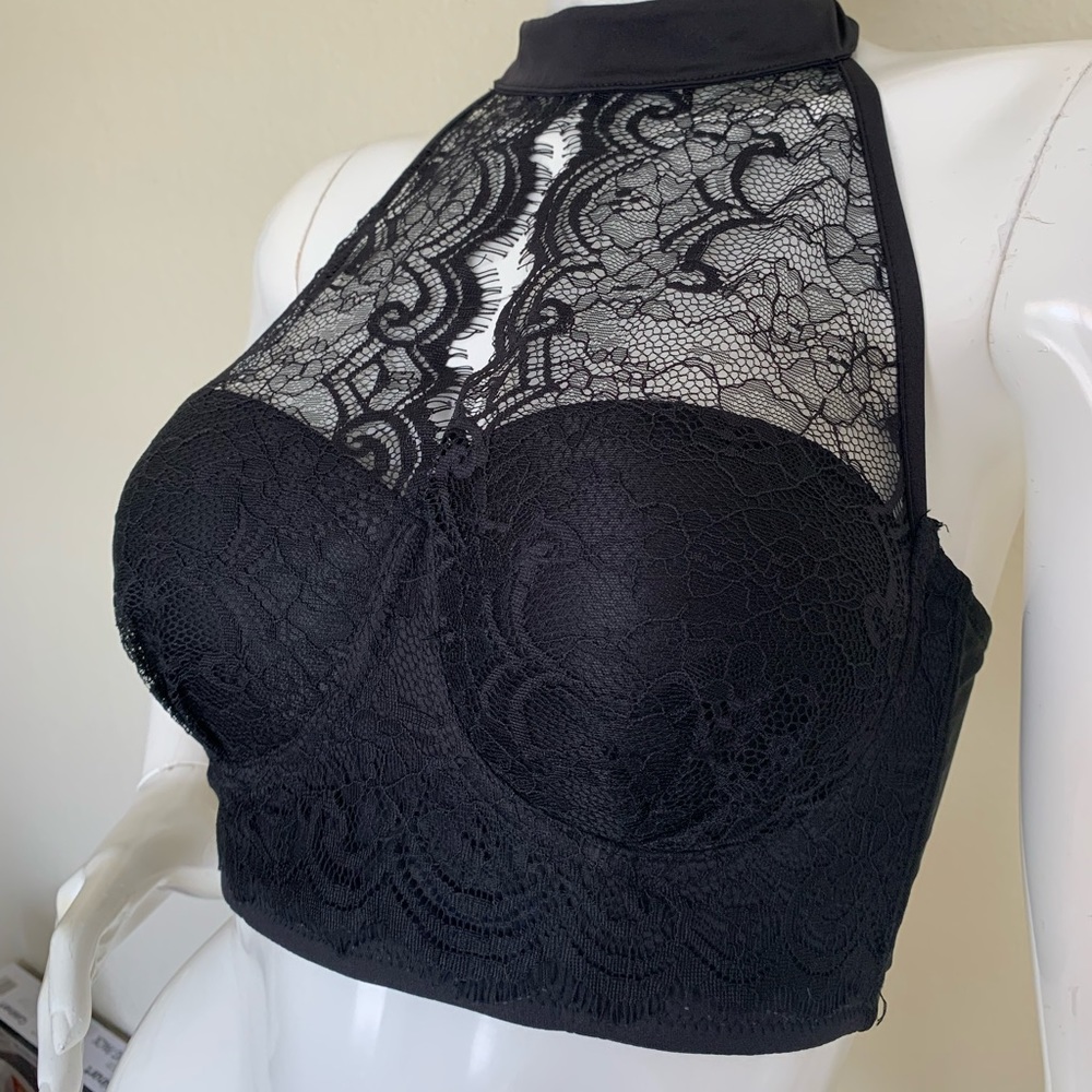 Bebe Alexa Black Lace Halter Top Corset Keyhole Bralette Bustier Small S